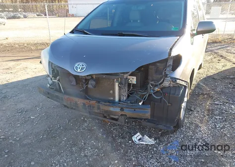 2011 Toyota Sienna Xle/Limited from USA, damaged, VIN 5TDDK3DC4BS029860